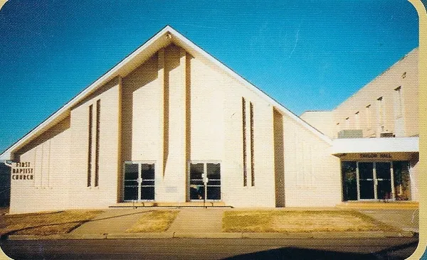 https://gospelmusicconnection.com/wp-content/uploads/2022/09/Henryetta-First-Baptist-Chruch-R1.webp